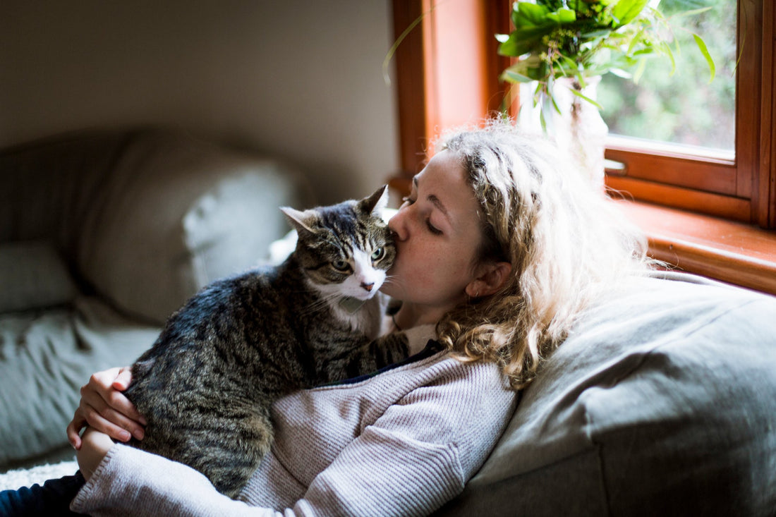 Can Your Cat Tell When You're Sad?